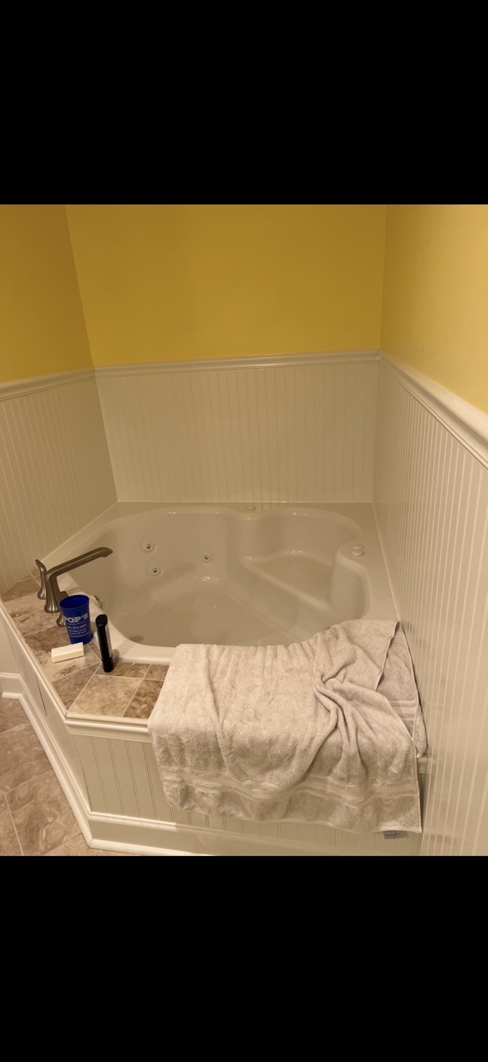 Tub surround & wall trim